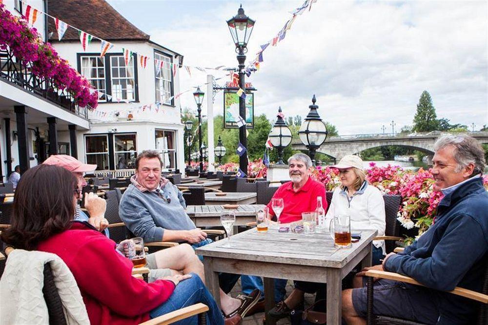 The Swan Hotel Staines-upon-Thames Exteriör bild
